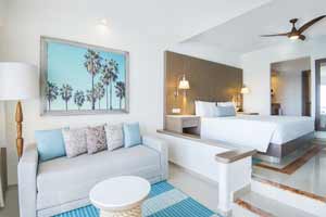 Junior Suite Lagoon or Garden View at Wyndham Alltra Cancun